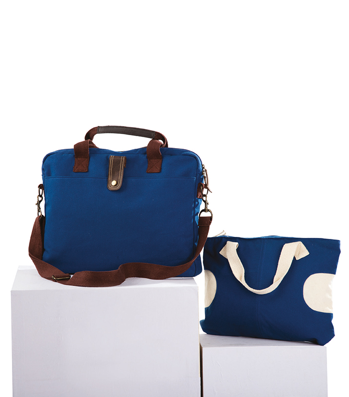 Stylish Canvas Laptop Bags With Custom Colours And Printing